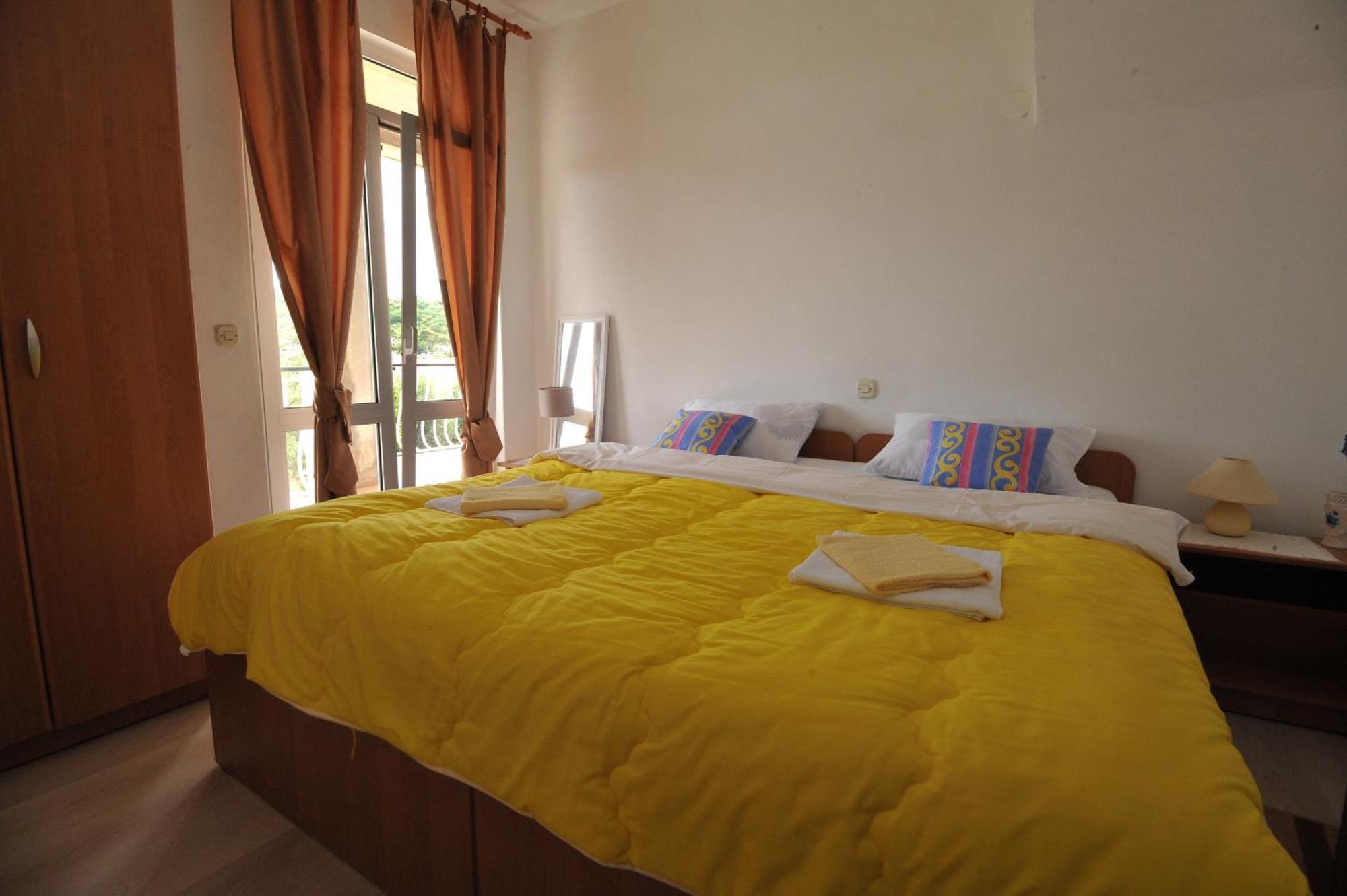 Apartments Sea Star Mlini Bagian luar foto