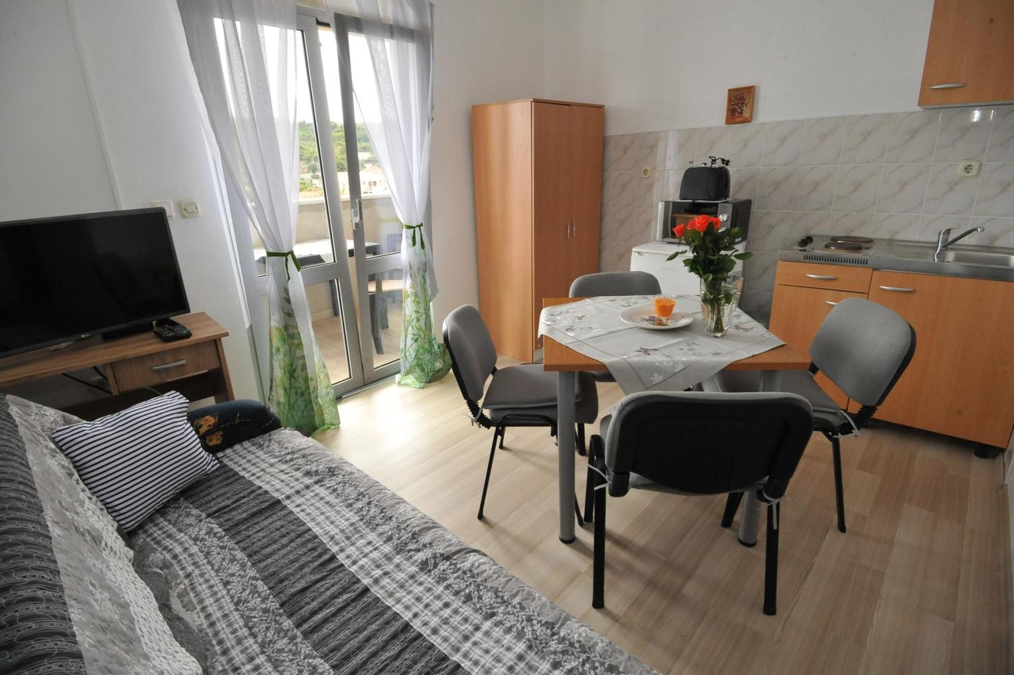 Apartments Sea Star Mlini Bagian luar foto