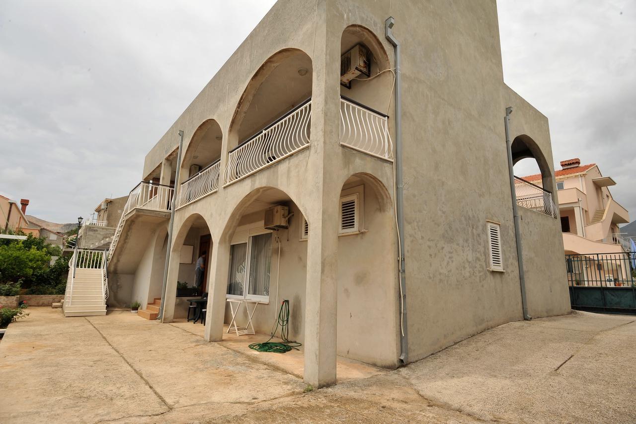 Apartments Sea Star Mlini Bagian luar foto